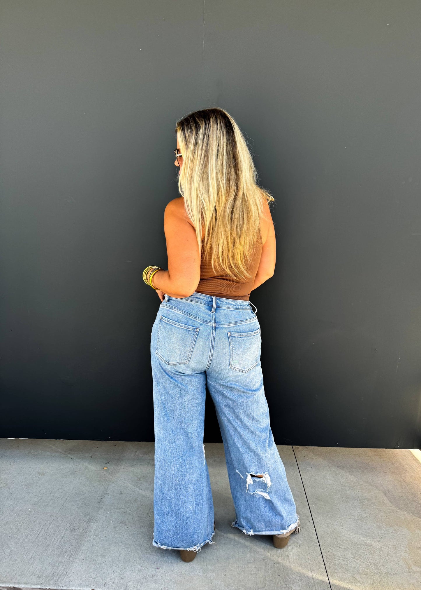 DREW DISTRESSED DAD JEANS: 11